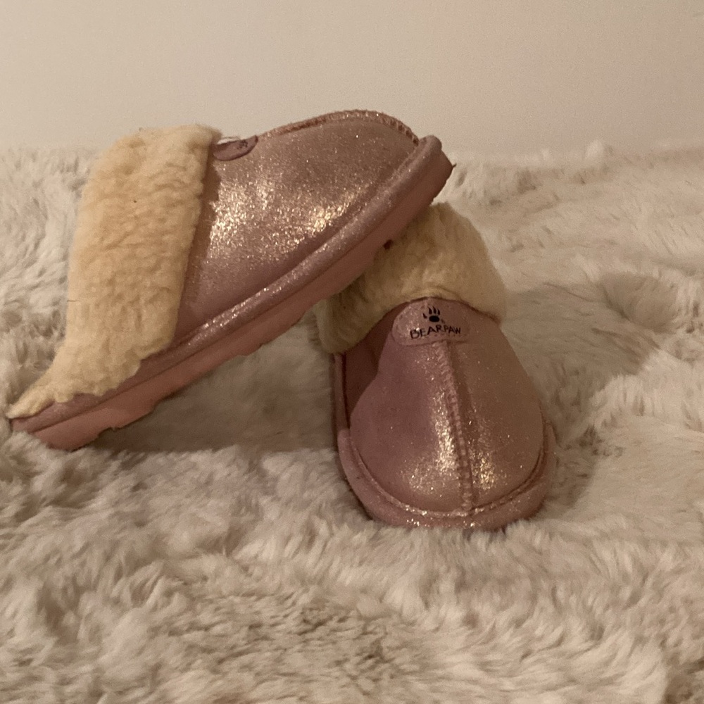 BearPaw Sparkly Pink Slippers with Cream Fur